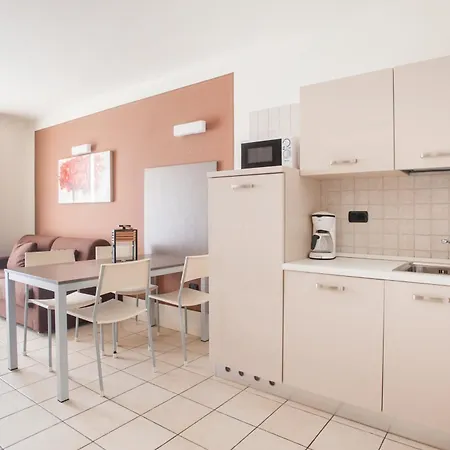 Maroadi 3* Torbole Sul Garda